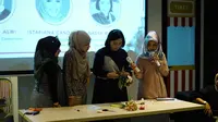 Berikut cara dan trik dari orang-orang yang terlibat dalam industri fashion menjadikan tren sebagai acuan kreativitas.