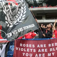 Jelang Laga Melawan Jepang, Suporter Timnas Indonesia Penuhi Tribun Suita City Football Stadium