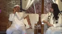 Gubernur Maluku Utara Sherly Tjoanda berkunjung ke kediaman Gubernur Jabar Dedi Mulyadi di Lembur Pakuan, Subang, Jabar. (Liputan6.com/ Dok Youtube Dedi Mulyadi)