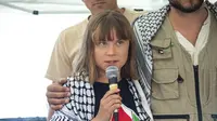 Aktivis iklim Greta Thunberg di Catania, Italia, Minggu, pada 1 Juni 2025 sebelum berangkat berlayar ke Gaza dengan kapal Freedom Flotilla, Madleen. (Dok. AP/Salvatore Cavalli)