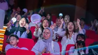 Keseruan ARMY pada acara K-Playlist Festa Vol.2 pada Minggu, 8 September 2024 di Ciputra Artpreneur Theater, Kuningan, Jakarta Selatan. (Foto: Istimewa)